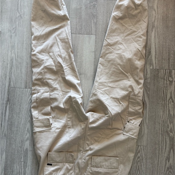 Obey Tan Cargo Pants Men’s 31 Waist - Picture 7 of 8